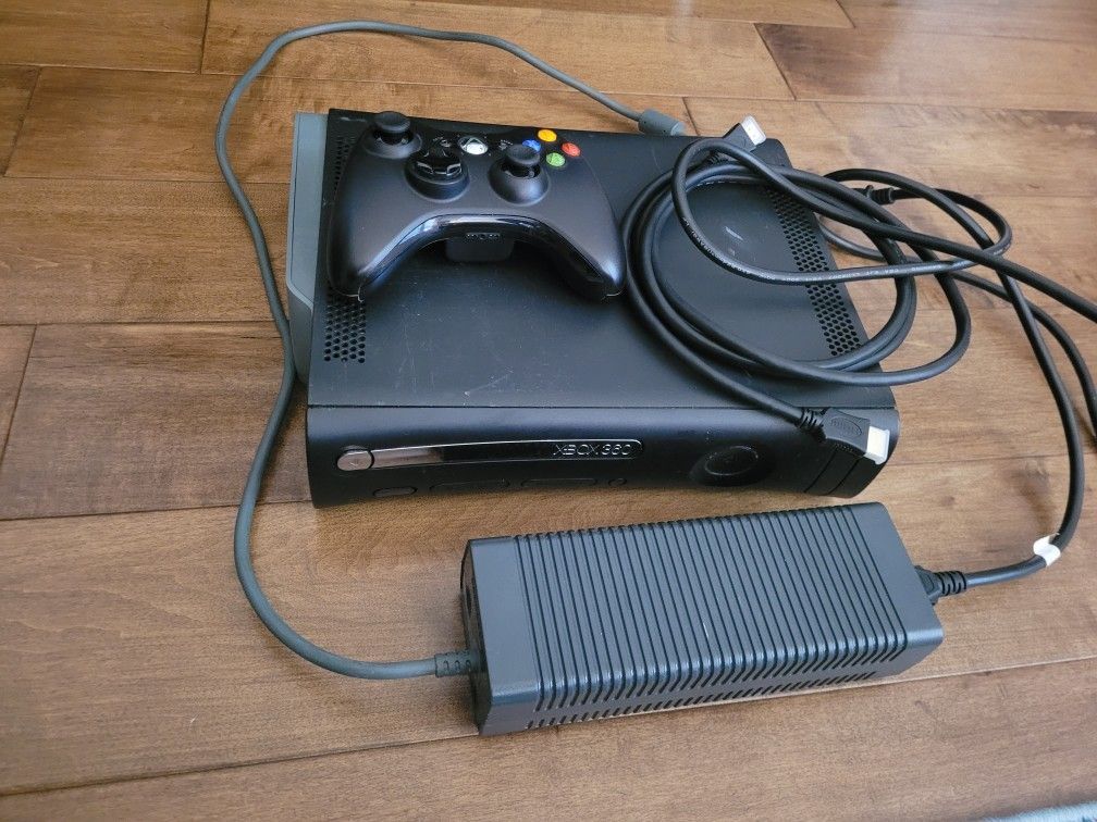 Xbox 360 (Jasper) Black With 60GB HDD And Controller | TESTED