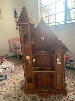 Doll house