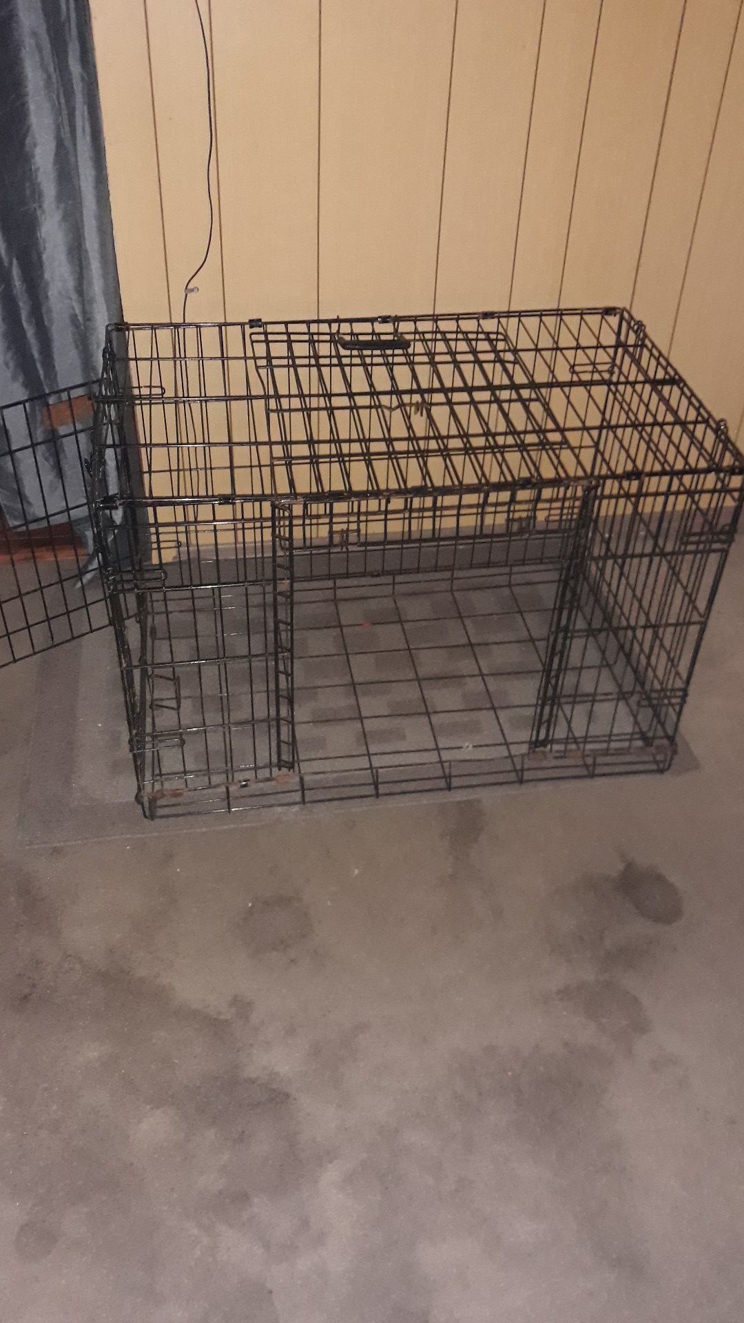 Medium/Large Dog Cage/Crate