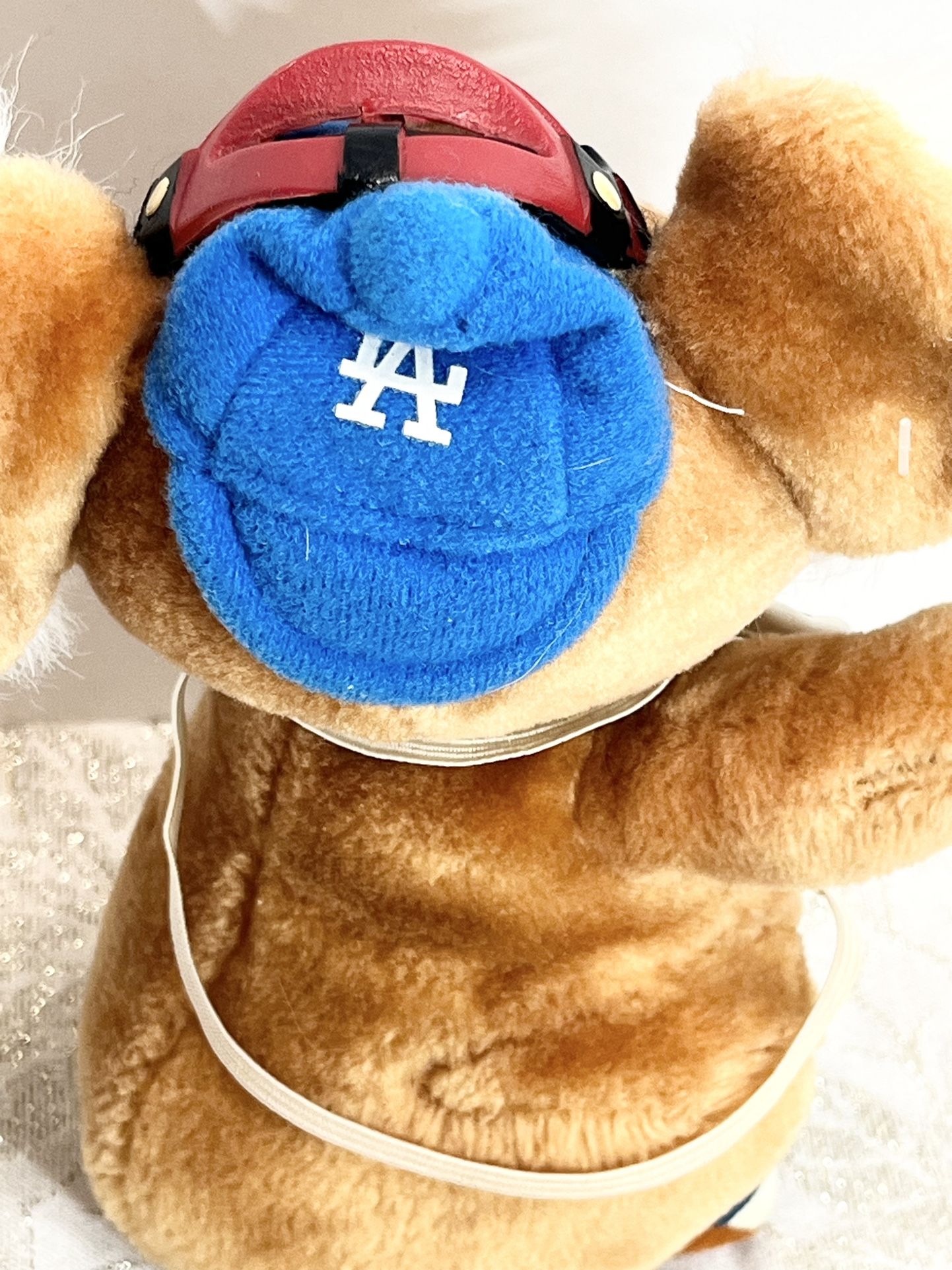 Vintage 1985 Koala-T Los Angeles Dodgers Plush Baseball Koala Stuffed  Catcher for Sale in Santa Maria, CA - OfferUp