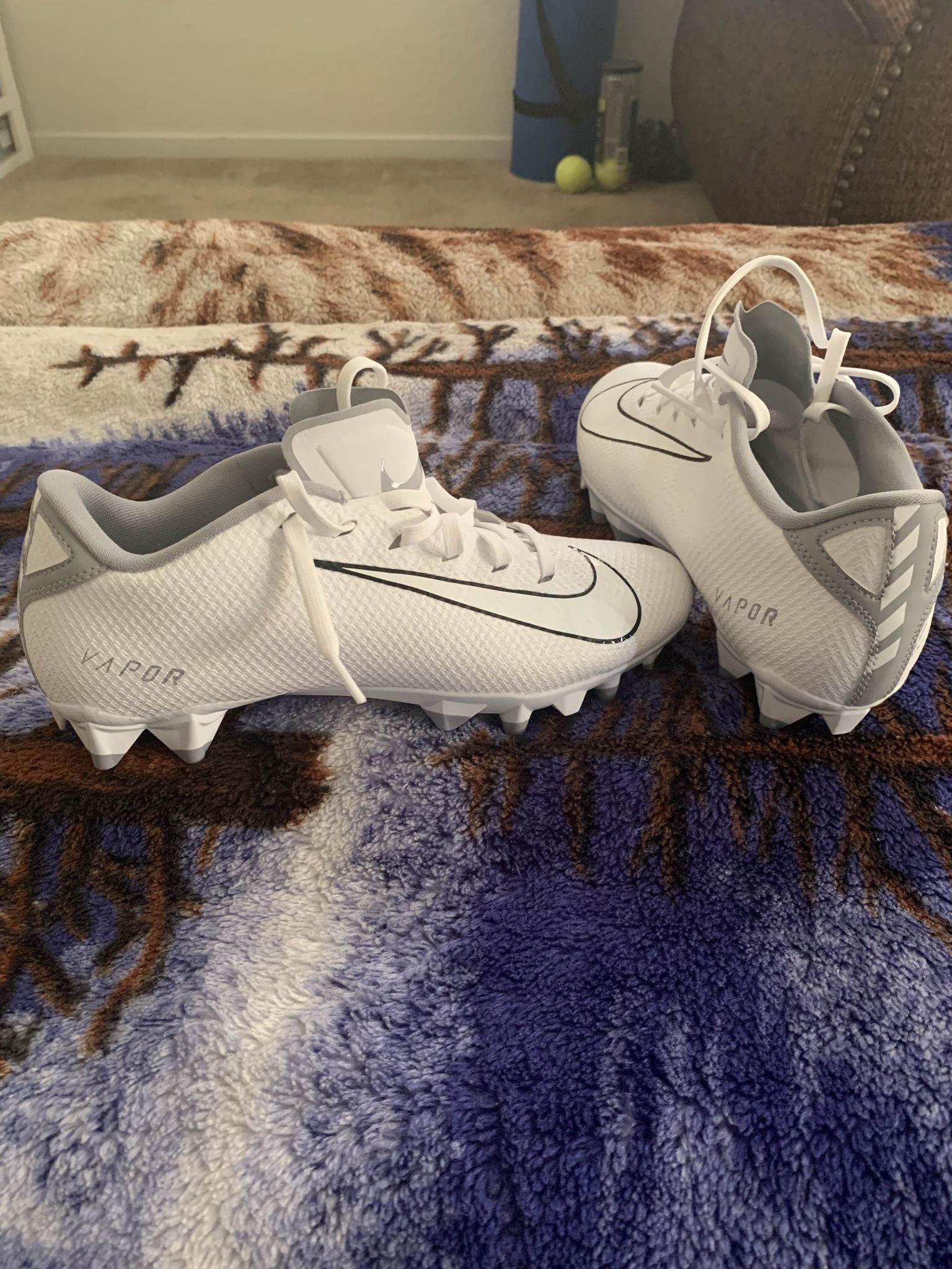 Nike Soccer Cleats for Sale in Las Vegas, NV - OfferUp