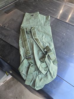 Military duffel bag