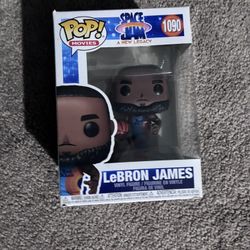 LeBron James Funko Pop