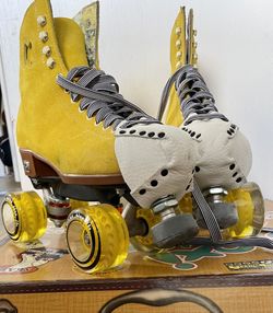 Moxi Lolly Pineapple 8 Bundle (fits Womens 9-9.5)