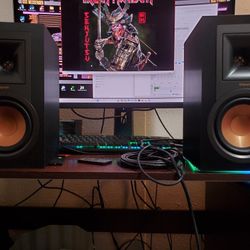 Klipsch R15PM Powered Speakers