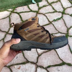 Waterproof boots 9.5 / Shoes 