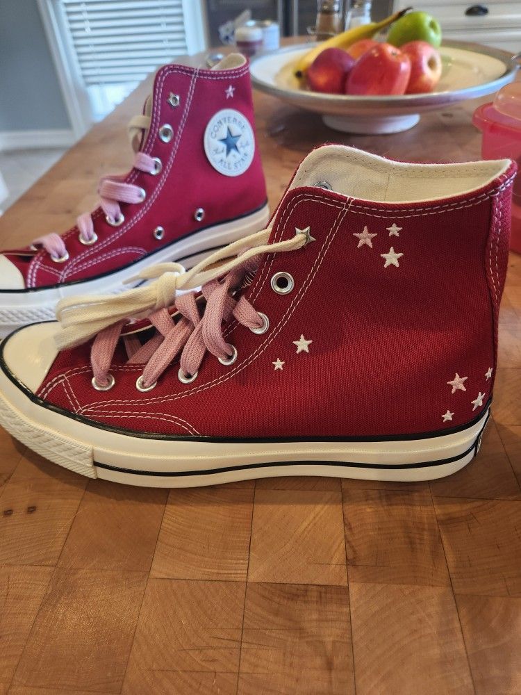 Never Worn Converse 