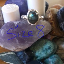 Beautiful Sterling Silver And Labradorite Ring Size 8