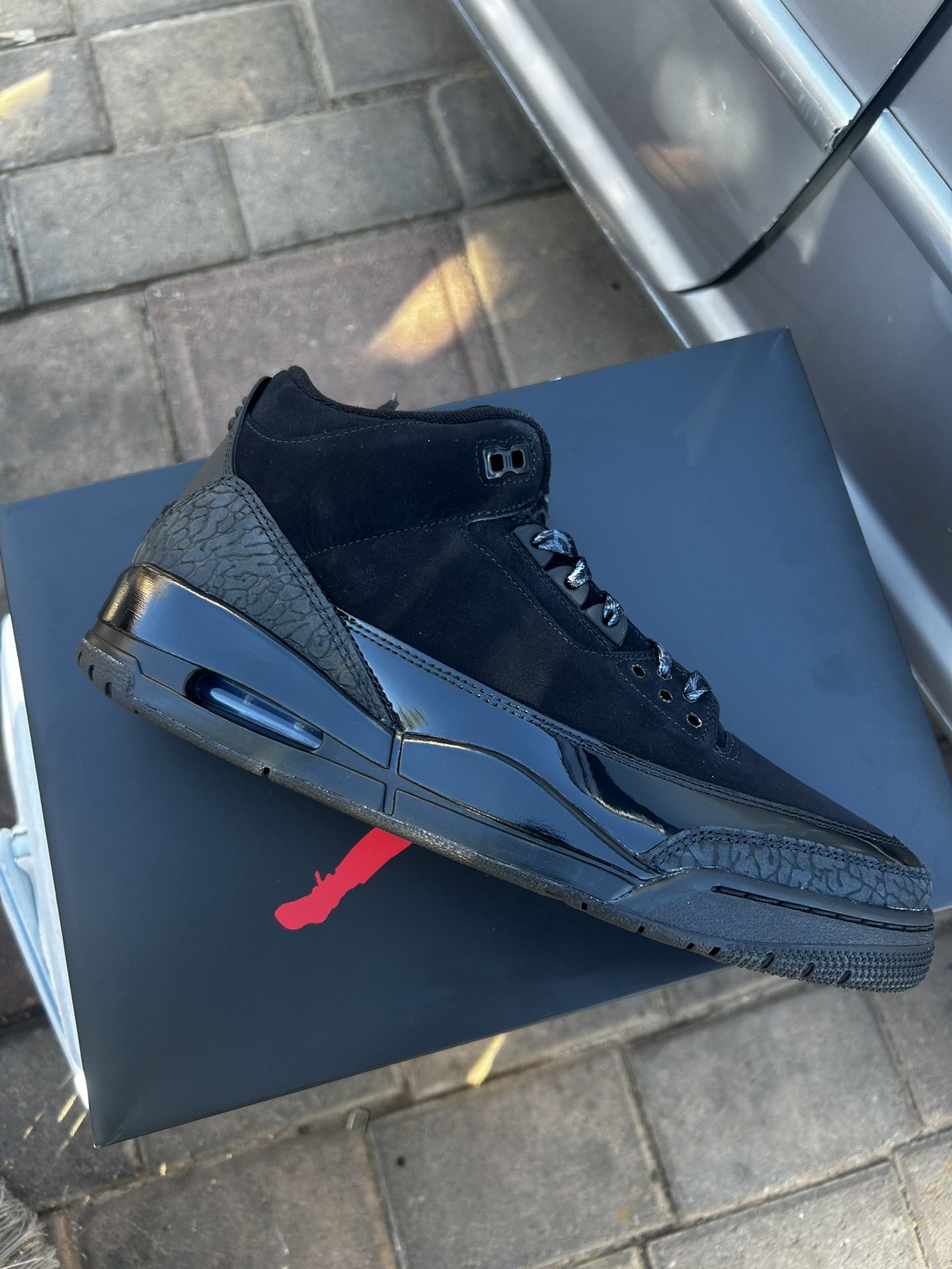 Jordan 3 Black Cat 
