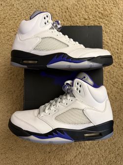 Size 9 (Pre owned, damaged box) - Air Jordan 5 retro concord