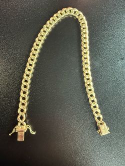 Gold Cuban bracelet