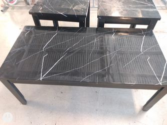 🔥Nice Table with matching end tables🔥2 your door $200🔥