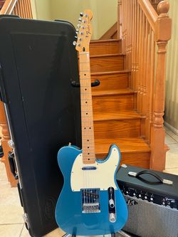 Fender MIM Stratocaster (Mint) w/ Hardshell Case, Fender Amp