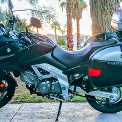Suzuki Vstrom DL (contact info removed) Clean Nevada Title, Low Miles, Mint Condition.