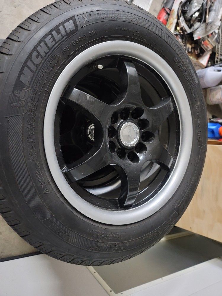 15, Rims And Tires 195,65,15