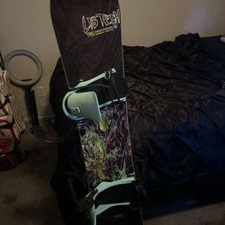 LibTech Trs Snowboard 154 with Large Salomon EDB Bindings 