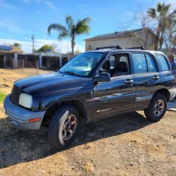 1999 CHEVY TRACKER