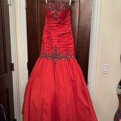 Quinceanera /prom/dance/ Special Occasion/wedding Guest Dress  
