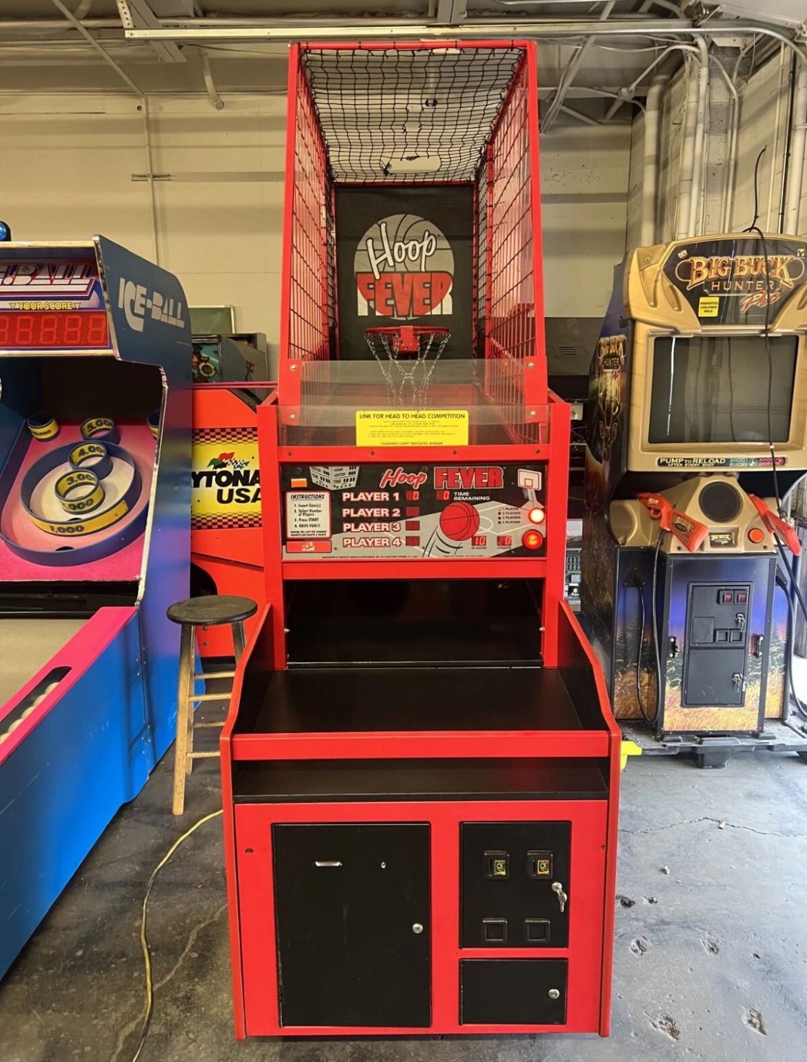 HOOPS FEVER BASKETBALL MACHINE by ICE (Excellent) *RARE*
