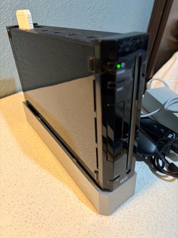 Nintendo Wii Console Black with Stand