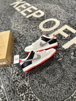 Dunk Low SB Infrared Orange Label 