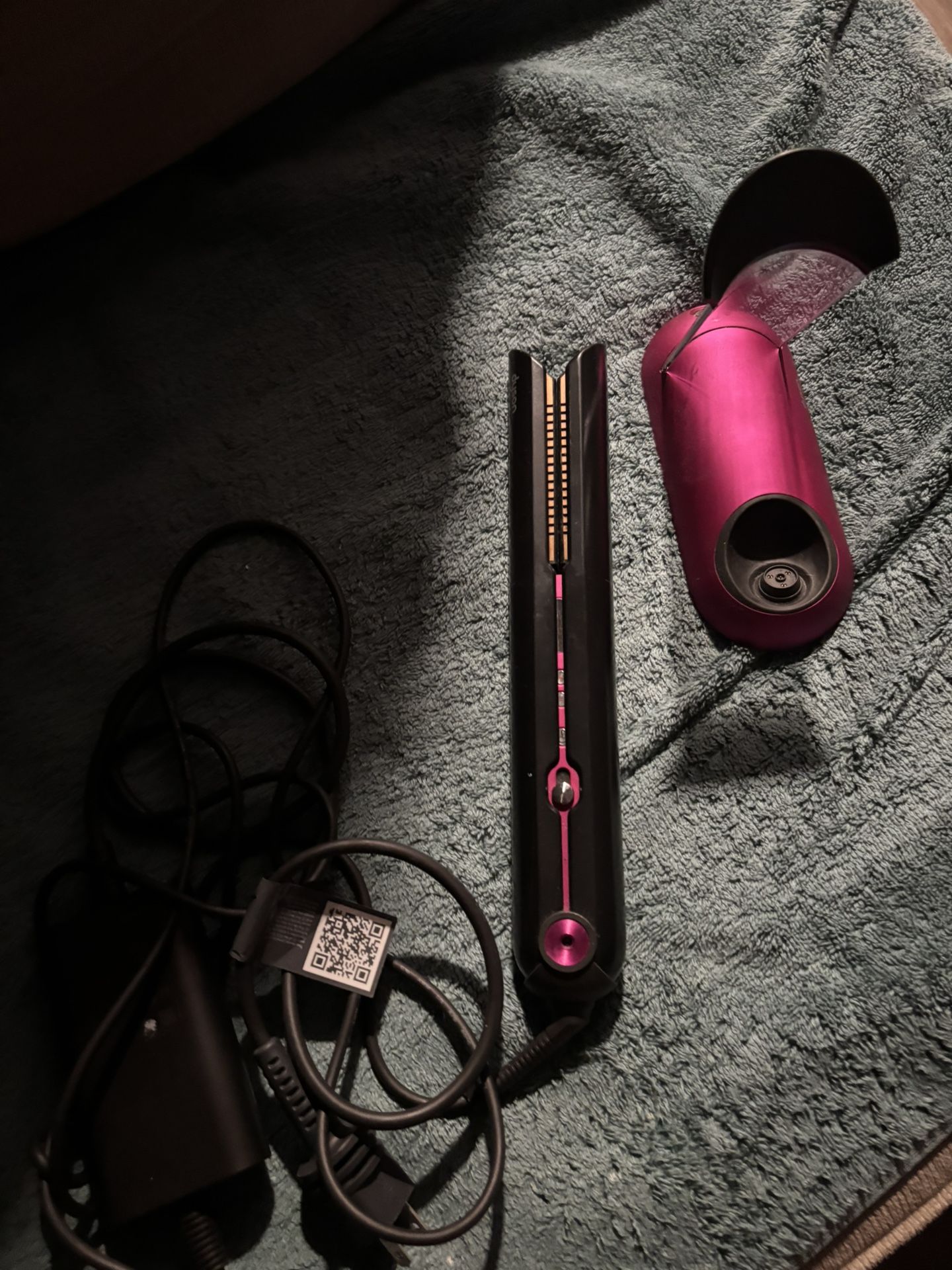 Dyson Straightener