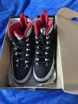 BOYS JORDAN 9’s
