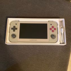 ANBERNIC Console Model RG505(Lost The Memory With The Games)