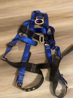FallTech Contractor Universal Harness w/ Tongue Buckles