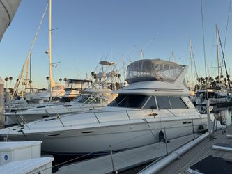 1992 SeaRay 37’ Flybridge