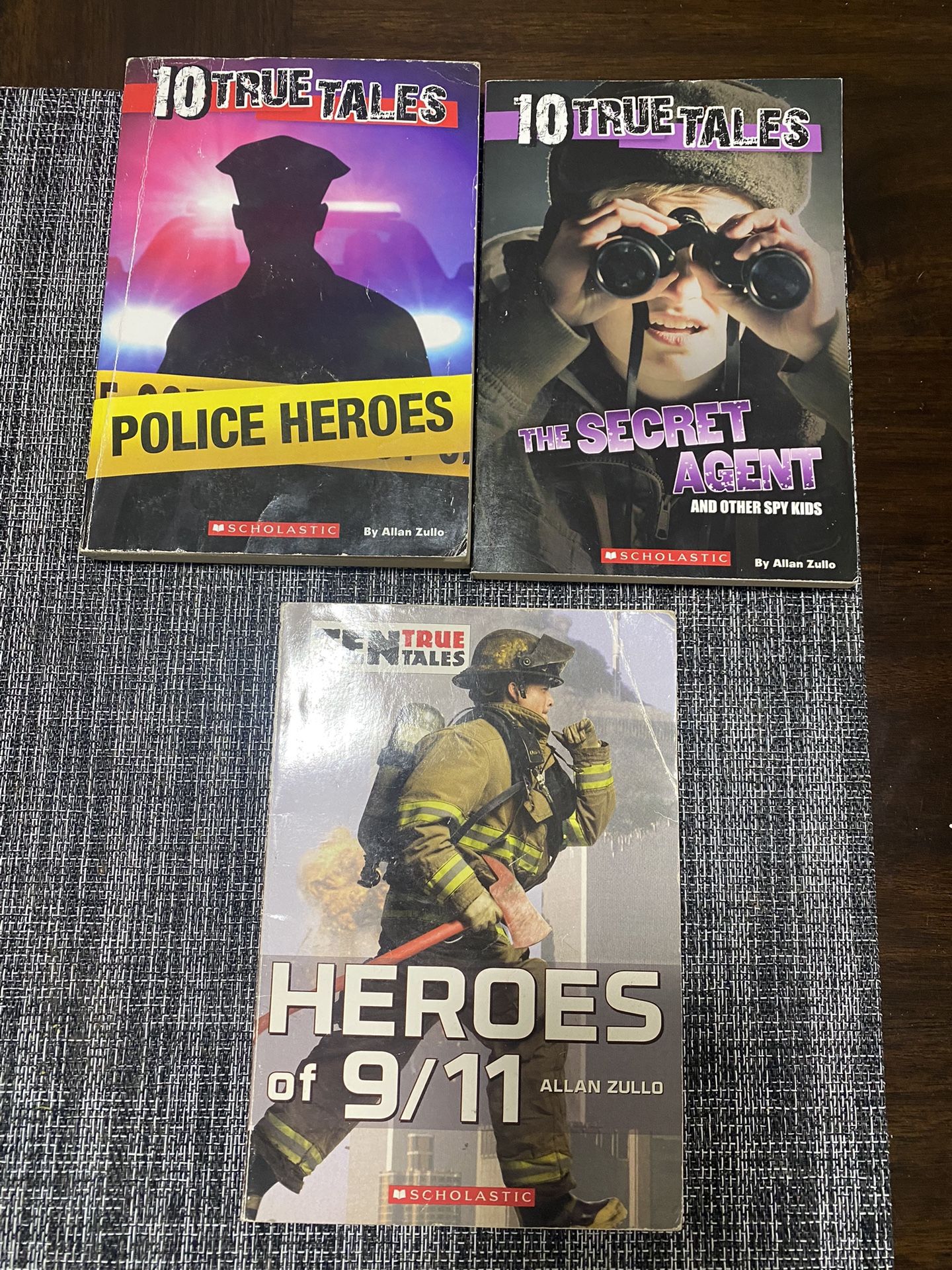 Lot Of 3 Chapter Books 10 True Tales Secret Agent Police Heroes