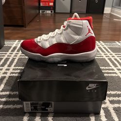 Nike Air Jordan 11 Cherry Size 8