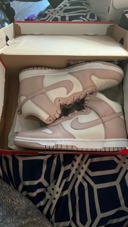 W Nike Dunk High