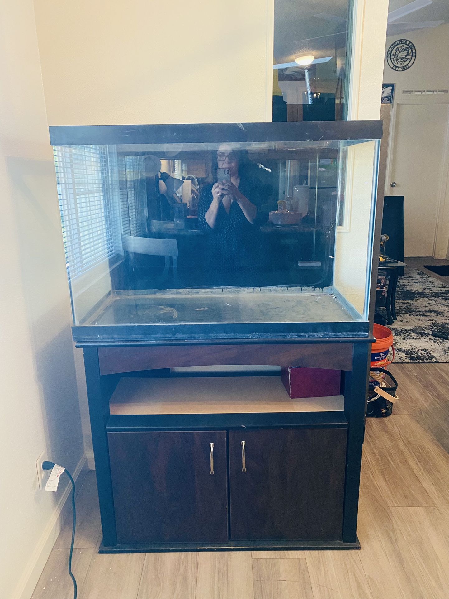 Fish Tank With Stand 56” Tall 37” Wide 55 Gallon
