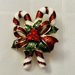 Women’s Christmas Brooch 