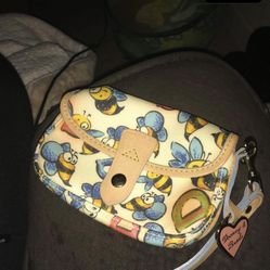 Dooney And Bourke Wristlet 