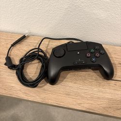 Razer  PS4 Fighting Controller 
