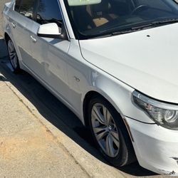 2010 BMW 528i
