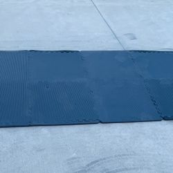 8x4 Styrofoam Floor Cushion Can Be Adjusted To Your Desire 16x2 Or L Shape  Can Be Placed In Your Workshop Where You Stand Most If The Time Or The Gym