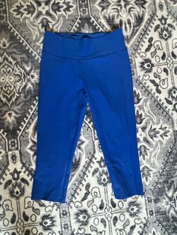Small Nike Capri leggings