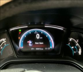 Honda civic 2019 metallic silver 4 door