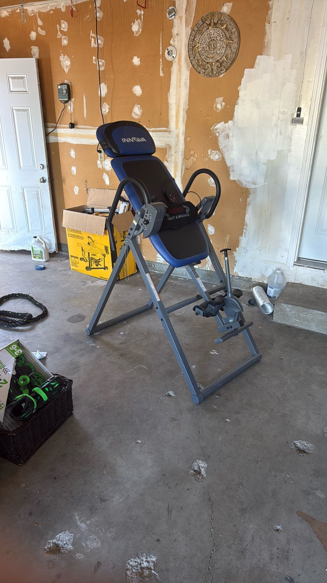 Innova Inversion Table