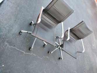 ✨✨ Adjustable Office/Desk Chair ✨✨