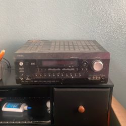 Integra Stereo And Receiver System Works Amazing Needs A Cord Need It Gone 