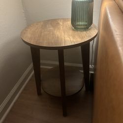 Round Wood End Table with Shelf