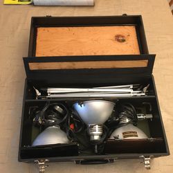 ACME-LITE portable photographic or video lighting kit, a collectible item often featuring tungsten lights with parabolic reflectors. (Excellent condit