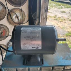 Like new 3/4 hp electric motor , 3450 rpm