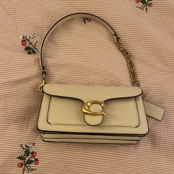 Coach Women’s Tabby Shoulder Bag 20 