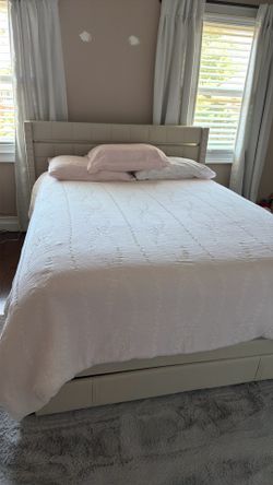 Queen bed with storage and LED lights