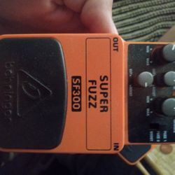 Super Fuzz Guitar Pedal